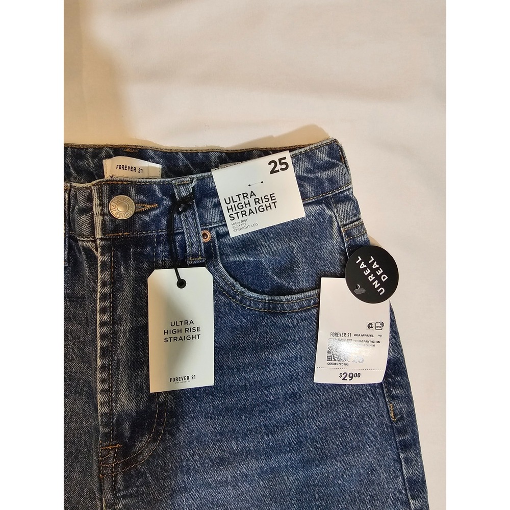 NWT Forever 21 Ultra High Rise Straight Leg Denim Jeans Size 25 - Picture 3 of 3
